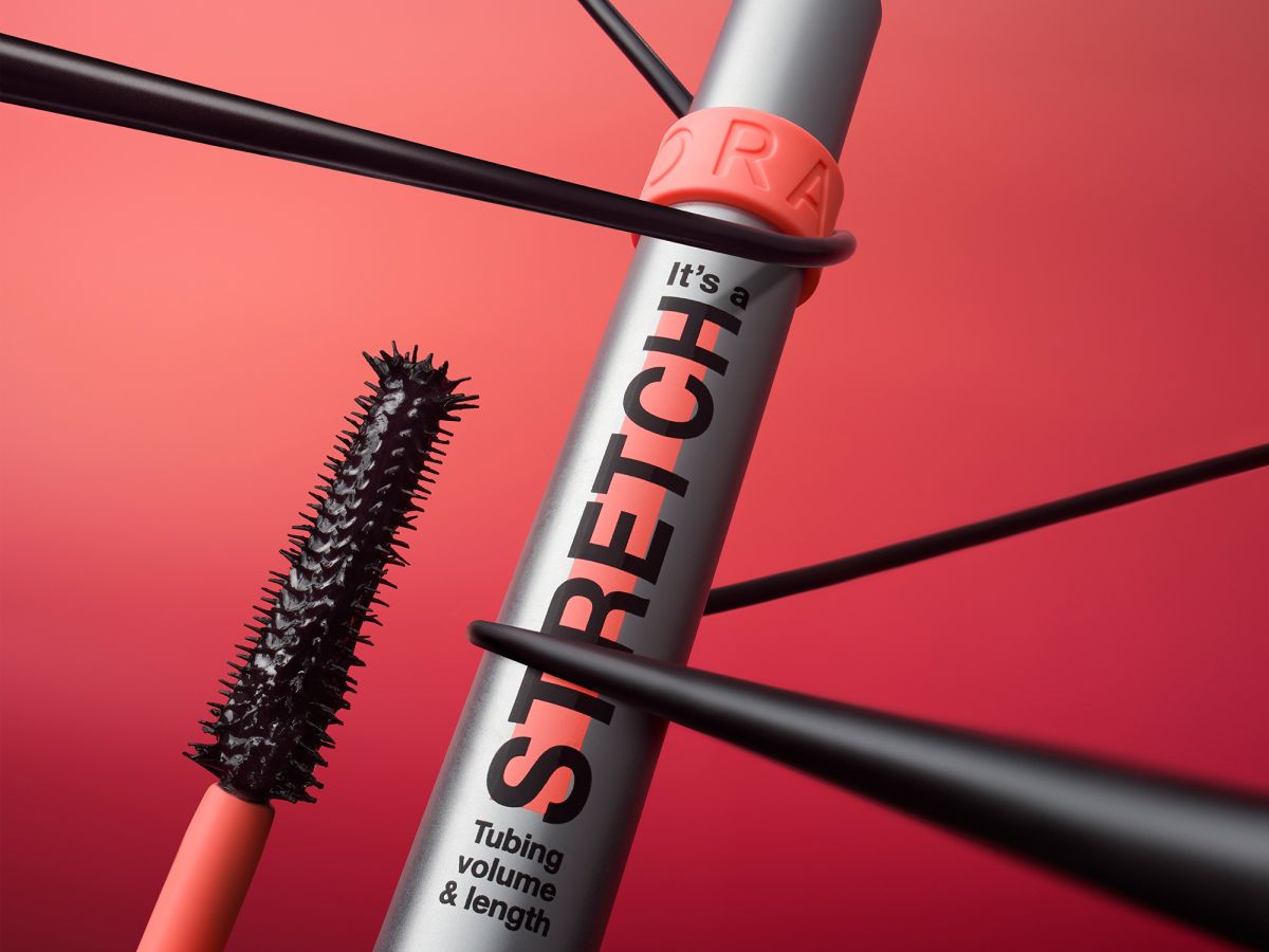 NEW IT’S A STRETCH MASCARA