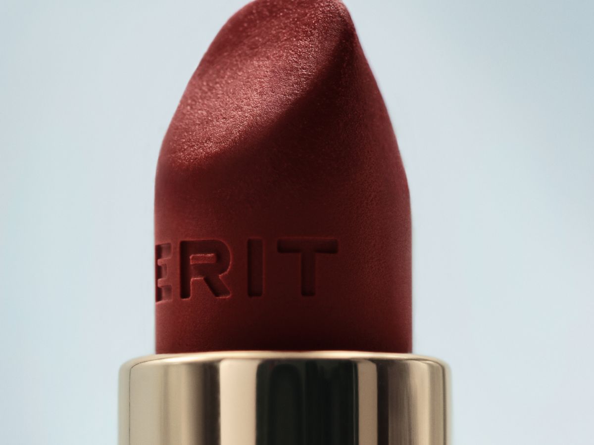 LIP ESSENTIALS